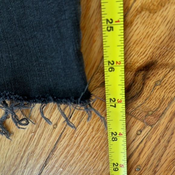 Madewell 9” High Rise Skinny - Ripped Edition - Picture 10 of 10